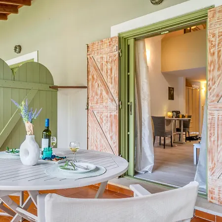 Apart-hotel Corfu Club Maisonette 5 *