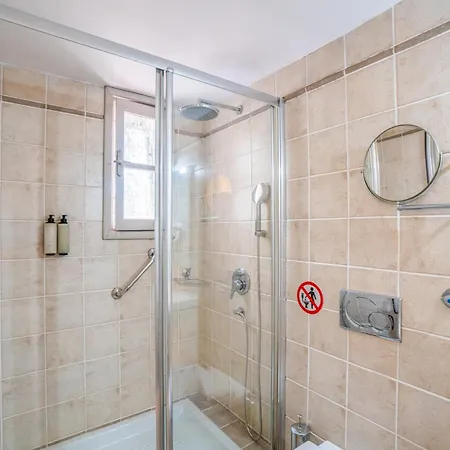 Corfu Club Maisonette 5 Apart-hotel *
